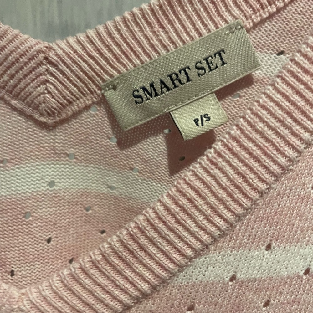 Smart Set knit sweater - Picture 3 of 3
